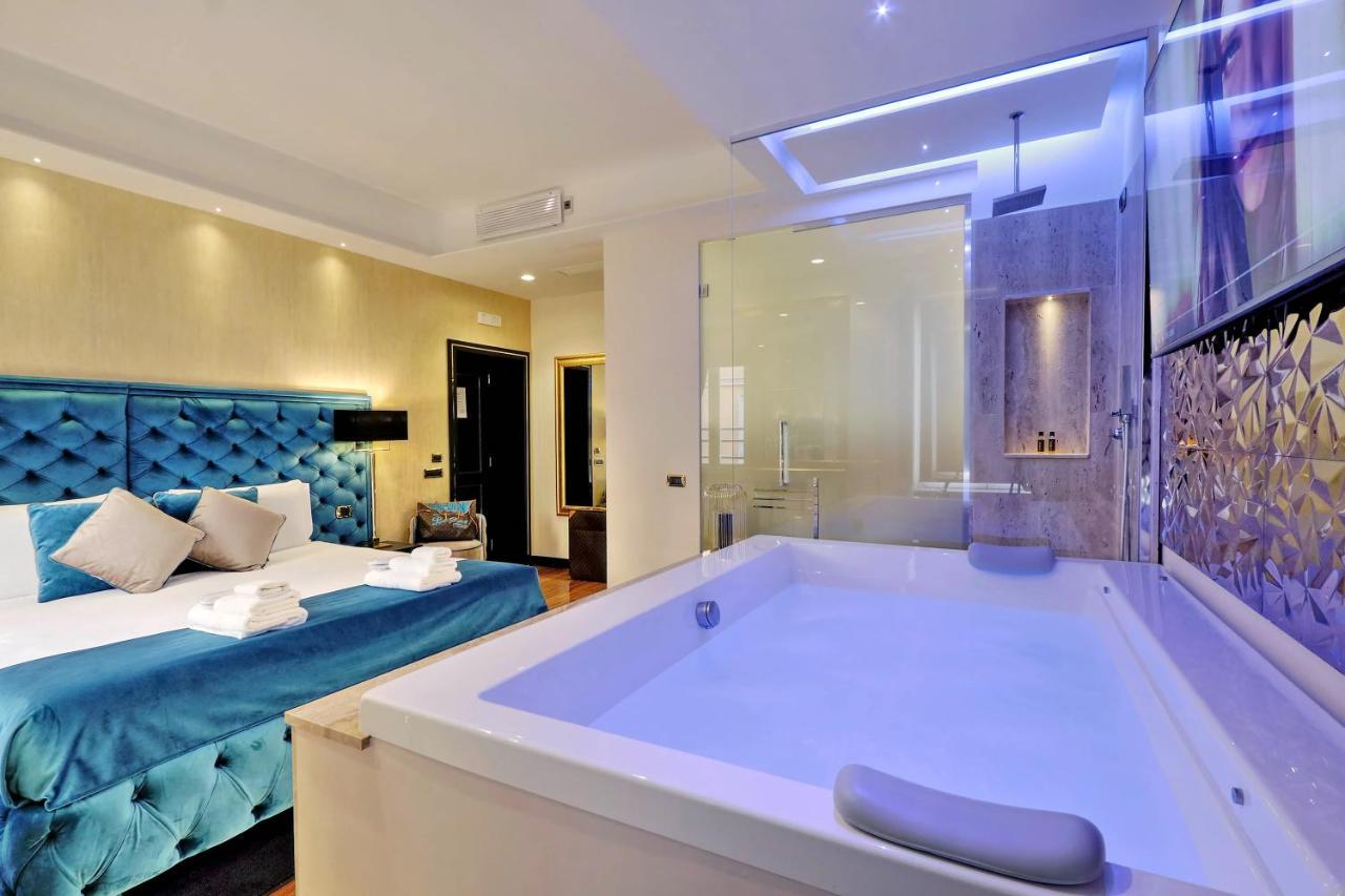 Spanish Hills Collection Luxury & Jacuzzi Gasthof 4*