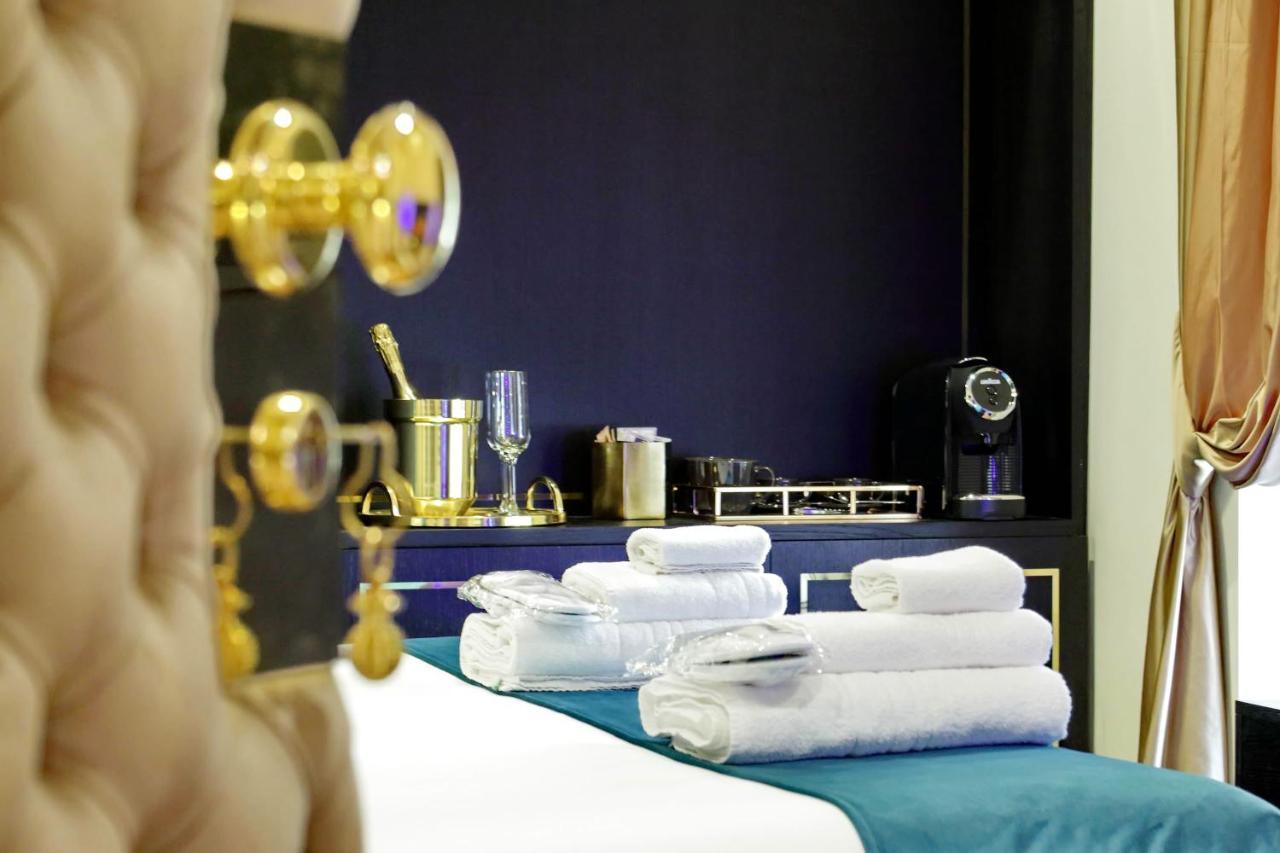 Spanish Hills Collection Luxury & Jacuzzi Gasthof